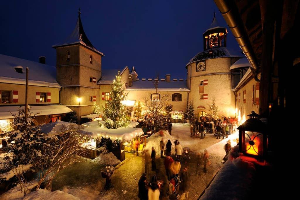 Alpenrelax Haus Weidmannsheil Wohnen Im Romantischen Forsthaus Werfen Esterno foto