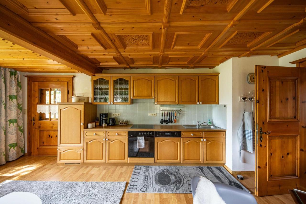 Alpenrelax Haus Weidmannsheil Wohnen Im Romantischen Forsthaus Werfen Esterno foto